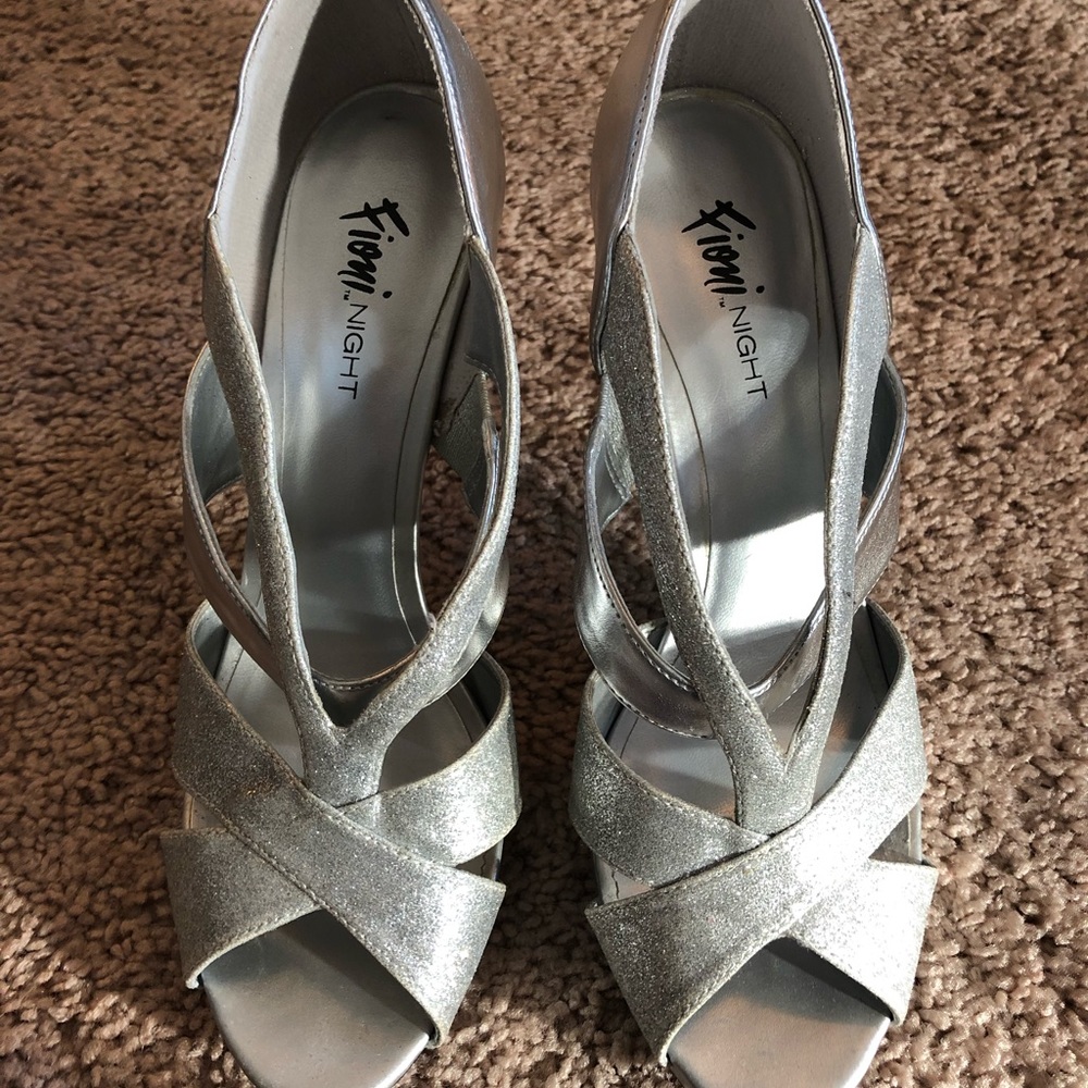 Fioni night sparky heels